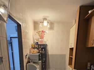 Apartament 3 camere decomandat etaj1/ Berceni 74 mp — miniatura 4