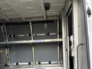 Mercedes-Benz Sprinter sprinter cu rafturi pliabile — miniatura 4