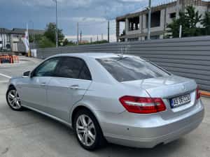 Mercedes Benz e250 2009 — miniatura 4