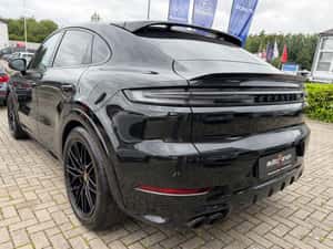 Porsche Cayenne 4998 cm3 500 cp, 34.350 km, 137.014 EUR — miniatura 7