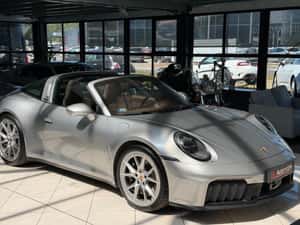Porsche 911 Cabrio, 485cp, Hibrid, 5000 km