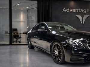 Mercedes-Benz E 200 d - Echipat cu pachet exterior AMG Line — miniatura 3