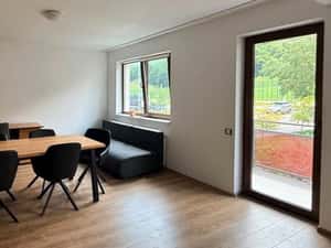ACASĂ LANGĂ NATURĂ | Apartament Generos de 105 MP cu 3 Dormitoare — miniatura 4