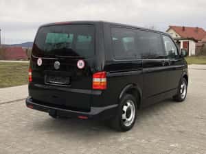 VW Transporter T5 Multivan an fabricatie 10/2007 motor 1.9 tdi 102cp clima computer bord geamuri electrice incalzire scaune carte service — miniatura 3