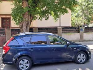 Kia Ceed 2010 • 1.4 Benzină • Euro 4 • Foarte întreținută — miniatura 6