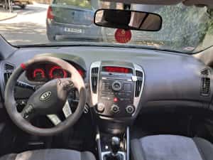 Kia Ceed 2010 • 1.4 Benzină • Euro 4 • Foarte întreținută — miniatura 7