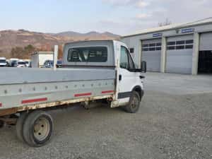 Iveco daily an 2006 motor 2.3 diesel CAT.B. — miniatura 3