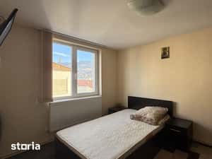 Apartament 2 camere, mobilat, etaj 4, vizavi de primărie — miniatura 6