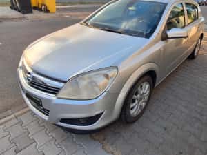 Vand Opel Astra H 2008 Benzina 1598 cmc Neavariata — miniatura 2