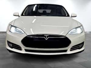 Tesla Model S 2016 — miniatura 5