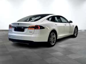 Tesla Model S 2016 — miniatura 8