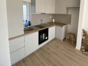 Apartament doua camere terasa la 200m de plaja de inchiriat — miniatura 6