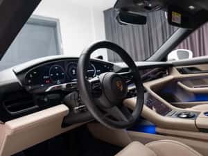 Porsche Taycan 4S - 2021 - 83.900 EUR — miniatura 4