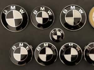 Set Embleme capota Seria 1 3 5 7 BMW X1 E46 E90 E60 F10 f30 e92 X5 — miniatura 1