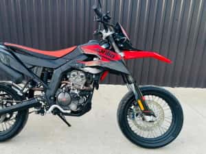 Aprilia SX 125cc A1 ABS (Supermoto/Cross/enduro)(nu honda/yamaha/ktm) — miniatura 3