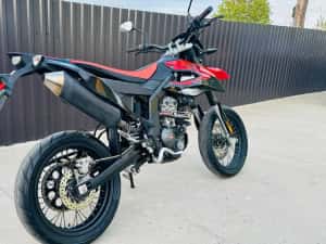 Aprilia SX 125cc A1 ABS (Supermoto/Cross/enduro)(nu honda/yamaha/ktm) — miniatura 7