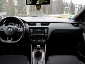 Skoda octavia VRS  2017 /2.0 diesel /184 CP /distronic /trapa Panorami — miniatura 5