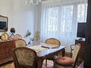 Apartament de vânzare – Piața Abator, etaj 1, decomandat — miniatura 2