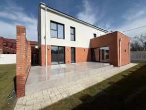 Casa Smart cu 5 camere - Sistem fotovoltaic - Comision ZERO — miniatura 1