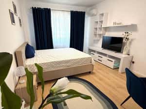 DE INCHIRIAT, APARTAMENT CU LOC DE PARCARE INCLUS IN PRET