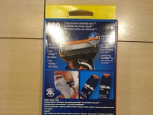 Aparat ras Gillette Proglide + 4 rezerve — miniatura 6