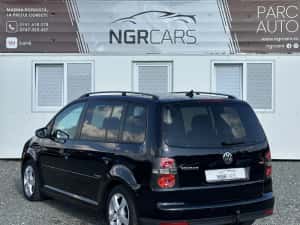 Volkswagen Touran 2010 Freestyle 189.000KM Euro 5 | RATE / TRANSPORT / NUMERE — miniatura 4