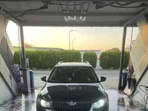 Vand skoda octavia 3 sau schimb cu logan pe gpl