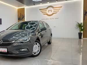 Opel Astra K - 6.390 EUR Cash sau Rate de la 130 EUR / Luna — miniatura 4