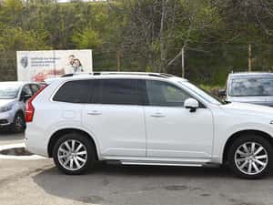 Volvo XC90 Momentum Plus 2.0 D5 AWD GEARTRONIC — miniatura 7