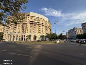 p-ța Unirii, 3 camere, 90mp, lux, 850 euro — miniatura 2