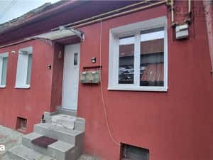 Studio la casa , zona strazii Lunga — miniatura 6