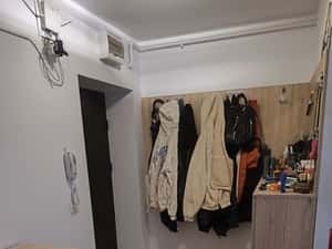 Se vinde apt.3 camere — miniatura 6