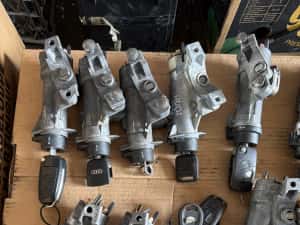 Contact cu cheie Audi A4,B6,B7 Vw Passat b5… — miniatura 4