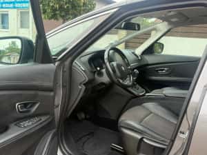 Renault Grand Scenic — miniatura 4