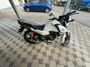 HONDA CB 125F 125R IMPECABILA Imp Germania! ( CBF 16 ani A1 CBR YZF ) — miniatura 3