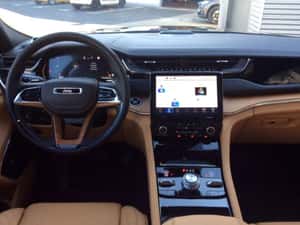 Jeep Grand Cherokee Plug-in Hybrid 2023 — miniatura 7