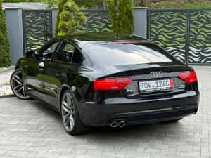 Audi A5.S-line Plus / Distronic / Senzori Oglinzi / Navigatie / 190 CP / 2017 — miniatura 6