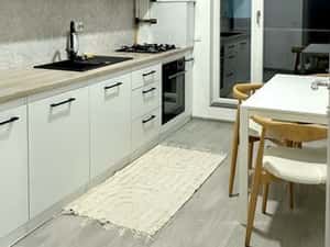 Inchiriez apartament 2 cam la lac parc Chindia in bloc nou MOL Invest — miniatura 3