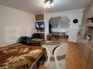 Apartament 3 camere, 56 mp, zona Dambu — miniatura 2