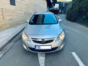 Vand Opel Astra J 2012 Diesel 1700 cmc Neavariata — miniatura 7