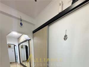 Apartament 3 camere Mobilat utilat Gata de mutare — miniatura 4