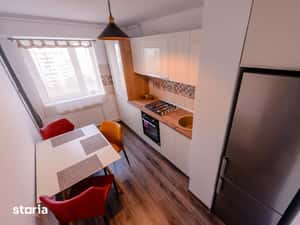 Tomis Nord, 2 camere decomandate, mobilat, utilat, gaze, 450 Euro — miniatura 4
