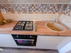 Tomis Nord, 2 camere decomandate, mobilat, utilat, gaze, 450 Euro — miniatura 5