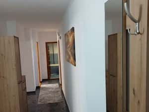 Inchiriez apartament 4 camere — miniatura 3