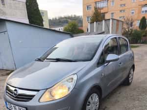 Vand Opel Corsa D 2008 Benzina 1199 cmc Neavariata — miniatura 3