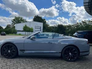 Bentley Continental GTC Cabrio, 2023, 13.000 km — miniatura 6