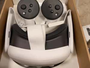 Pret Fix Ochelari Vr Meta Quest 3 512gb 4k in stare noua la cutie — miniatura 3