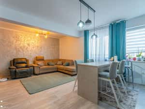 Studio mobilat și utilat, bloc 2020, etaj 3 – Terasă comuna amenajată — miniatura 1