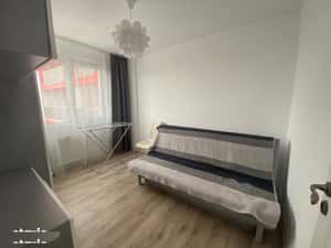 Inchiriez Apartament cu 3 Camere in Micalaca — miniatura 3