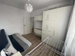 Inchiriez Apartament cu 3 Camere in Micalaca — miniatura 4